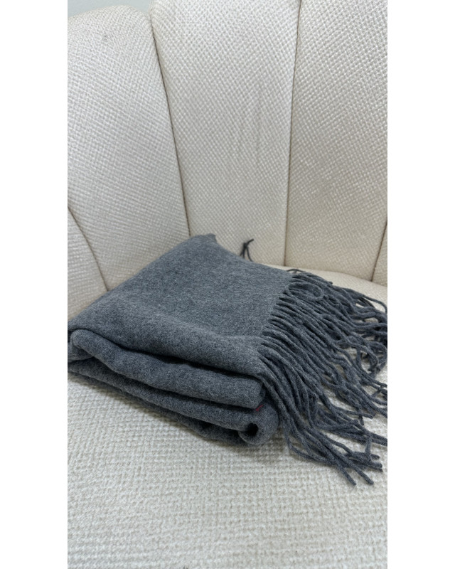 سكارف شتوية رمادي 