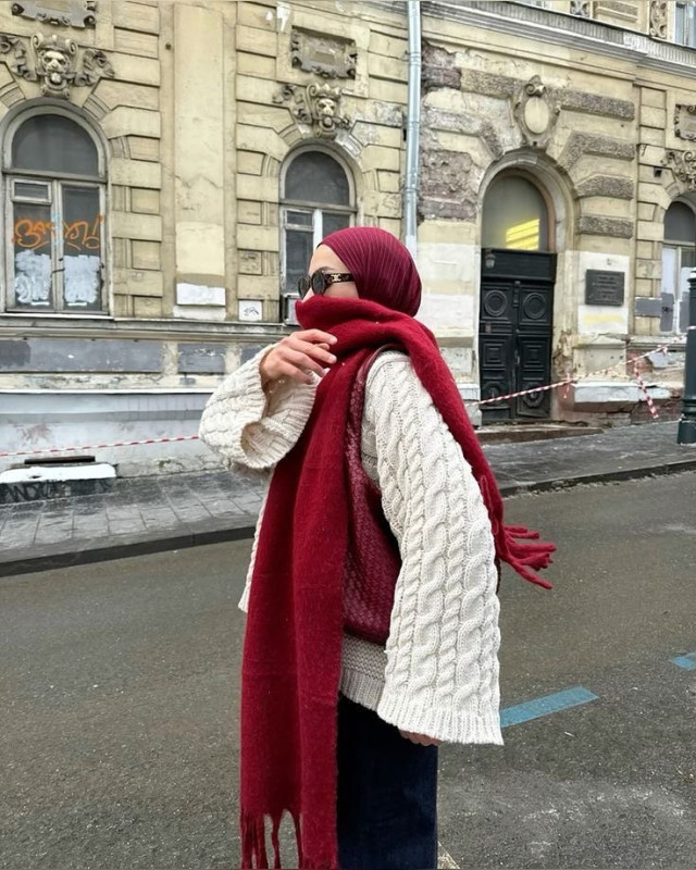 سكارف شتوي احمر