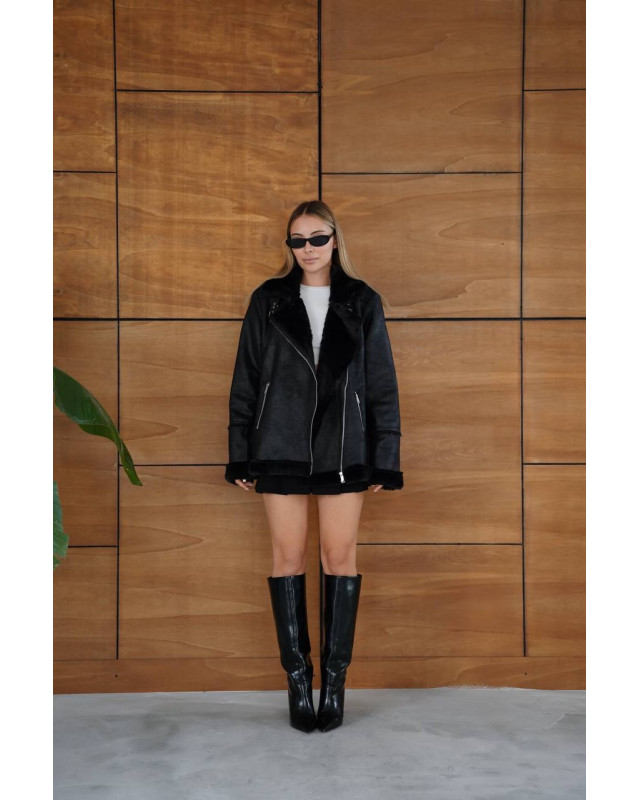 جاكيت جلد مبطن فرو - اسود جاكيت جلد مبطن فرو - اسود