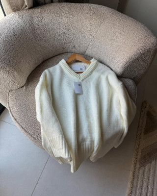 بلوزة شتوية قبة ٧ - اوف وايت بلوزة شتوية قبة ٧ - اوف وايت