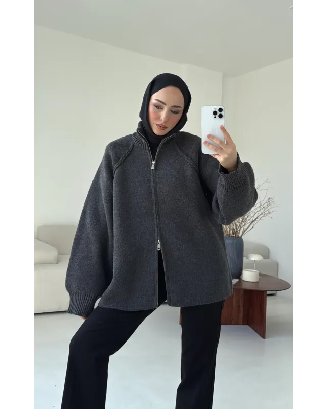 كارديجان بسحاب مزدوج - سكني غامق كارديجان بسحاب مزدوج - سكني غامق