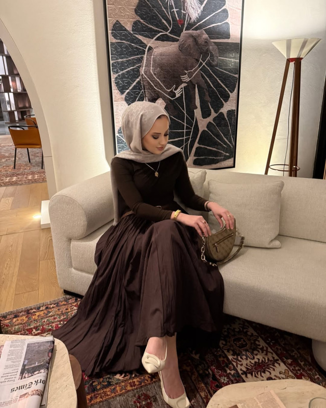 تنورة ترند غير مبطنة- بني تنورة ترند غير مبطنة- بني