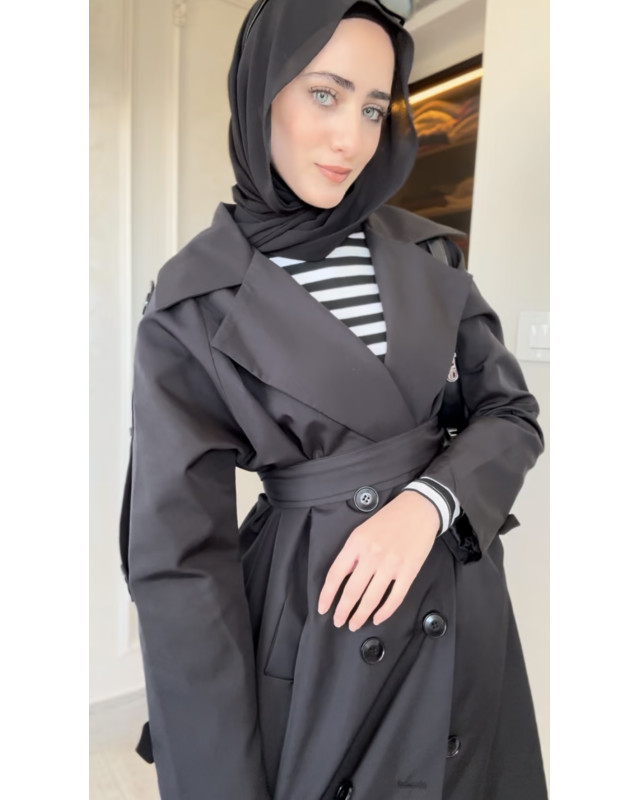 ترانشكوت ربيعي مبطن - اسود