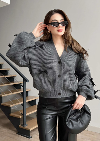 جاكيت صوف مع ببيونات - سكني