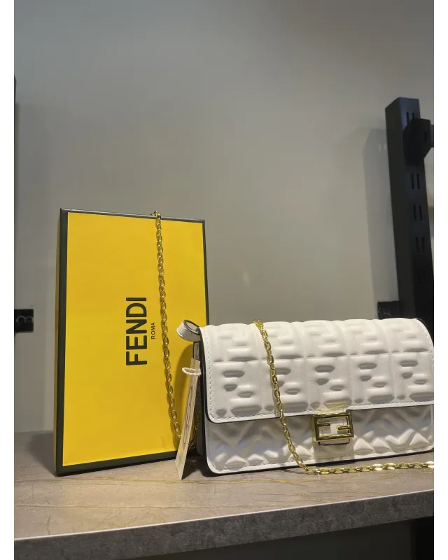فندي | Baguette Continental Wallet With Chain - ابيض