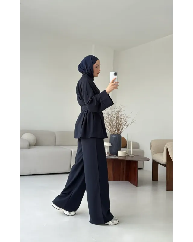 سوت تونك مخصّر بسحاب وبنطلون مع حزام - كحلي