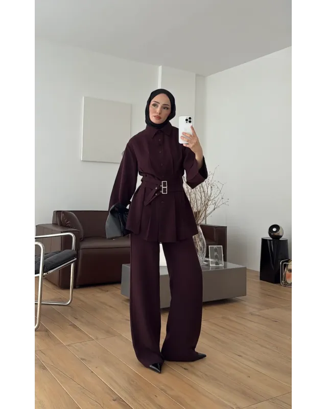 طقم تركي قطعتين بموديل حزامين عالخصر - توتي غامق طقم تركي قطعتين بموديل حزامين عالخصر - توتي غامق