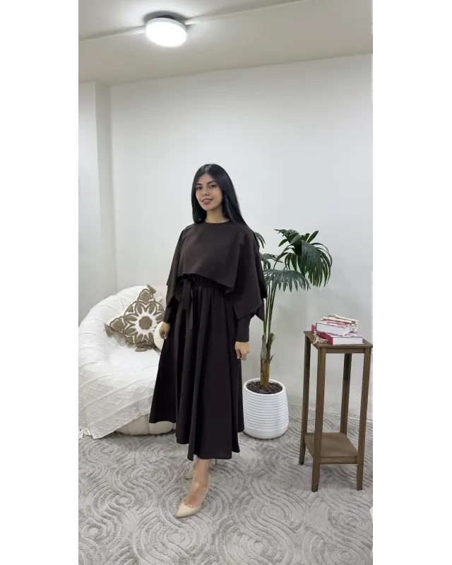 فستان بني سادة  مع حزام