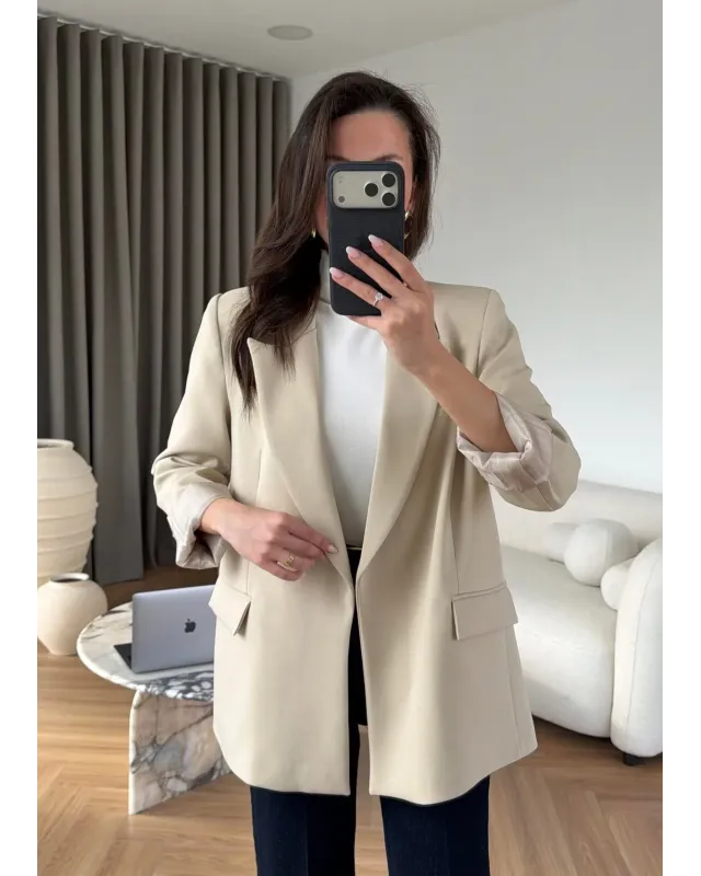 بليزر مبطن بأكمام مقلمة - بيج