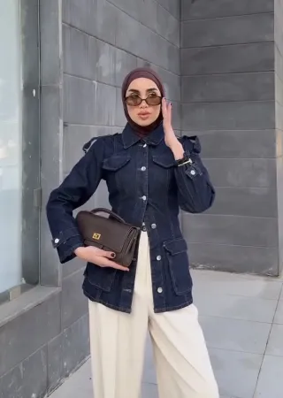 جاكيت جينز نسائي مخصّر (Slim Fit)