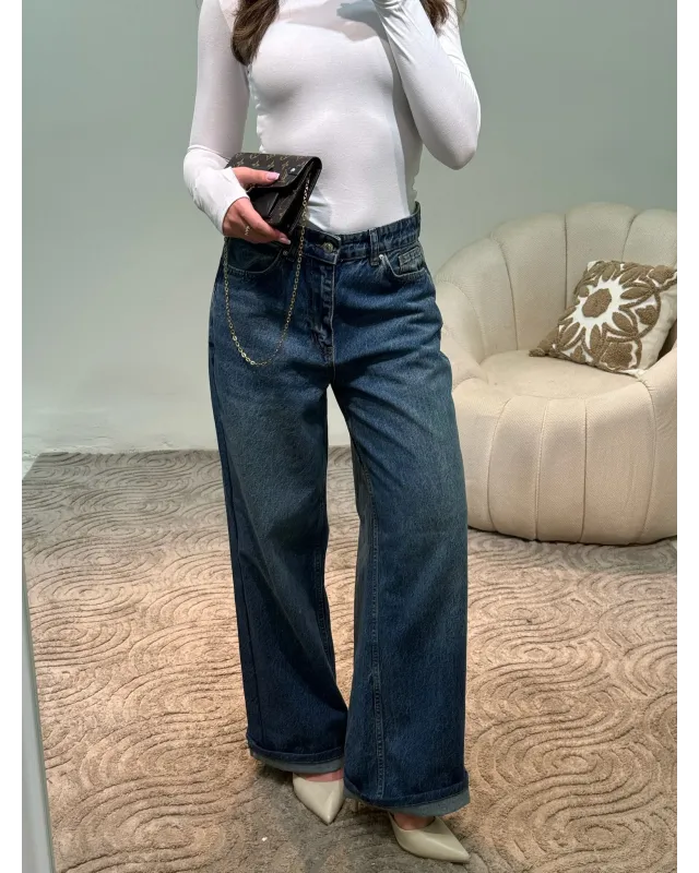 Wide-leg Medium Blue denim jeans