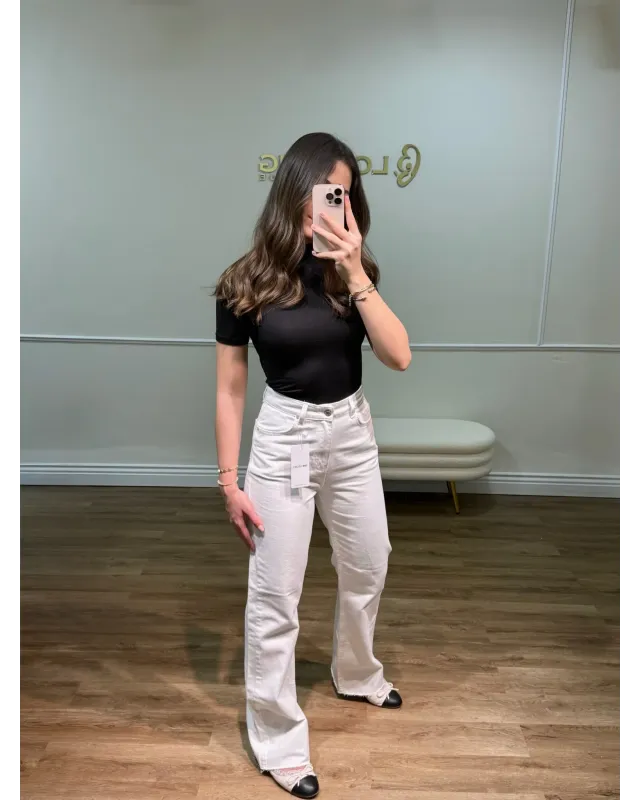 High-Waisted Wide-Leg White Jeans