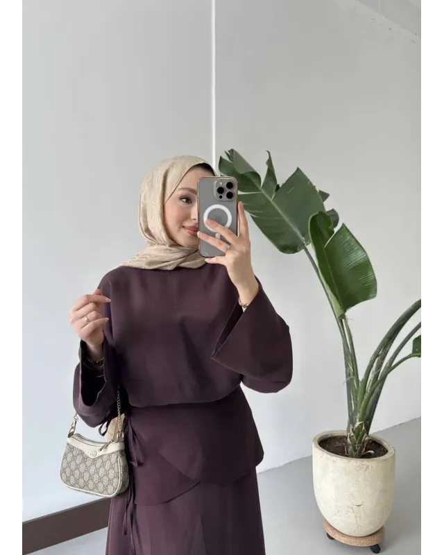 Chic Skirt Set with Detachable Wrap - Dark Berry