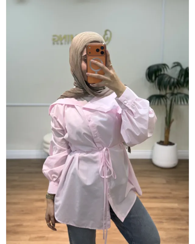 قميص زهري بقبةواسعة مع حزام