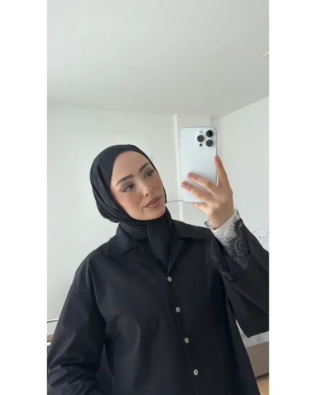 قميص اوفر سايز باكمام وقبة دانتيل - الأسود