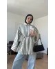 قميص مخطط مع حزام رفيع - بيج فاتح
