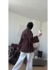 قميص مخطط مع حزام رفيع - خمري