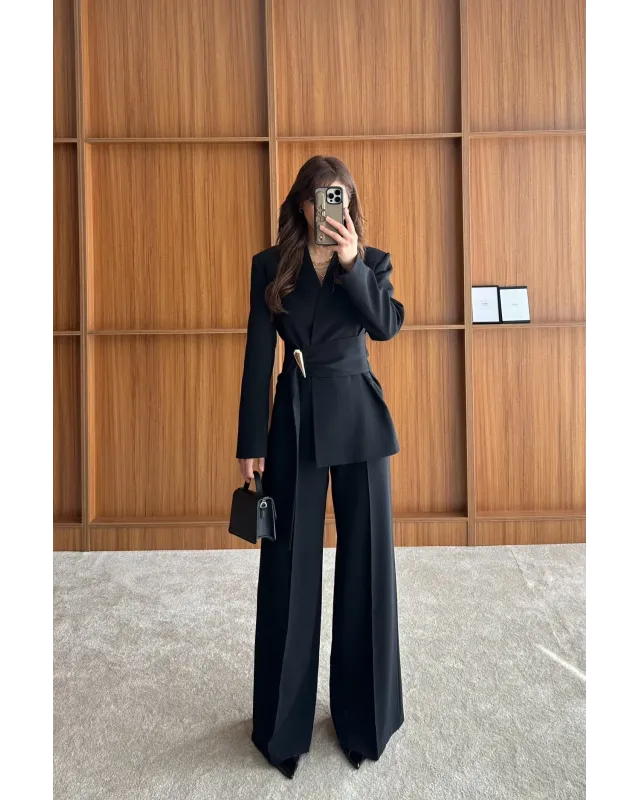 Timeless Elegance Set – Black