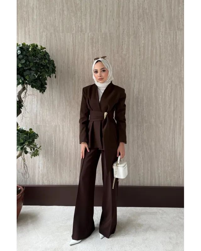 Timeless Elegance Set – Brown
