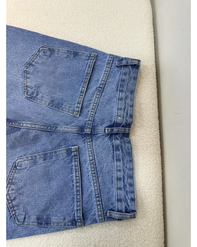 Medium Blue-Classic Straight Jeans