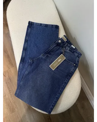 Dark Blue-Classic Straight Jeans Dark Blue-Classic Straight Jeans