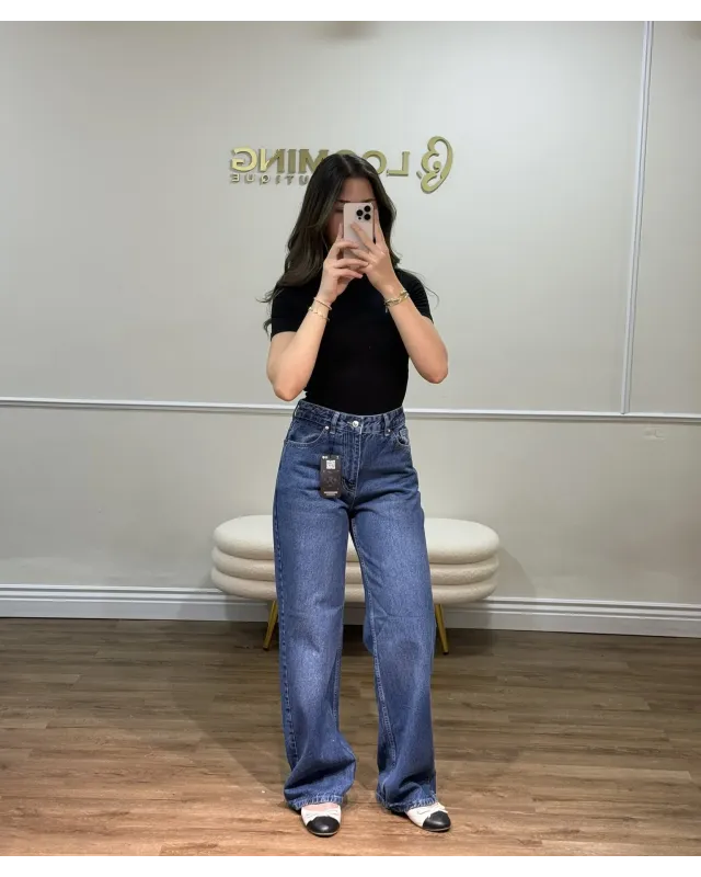 Dark Wash Wide-Leg Jeans A.17966