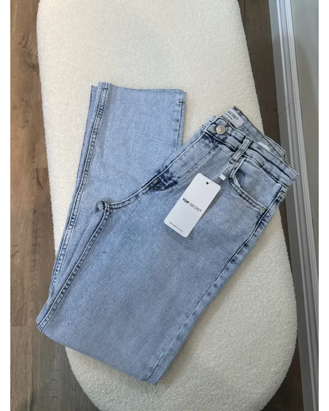 Straight Fit Jeans - Ice Blue
