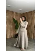 طقم تنورة وقميص مخصّر - بيج