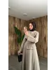 طقم تنورة وقميص مخصّر - بيج