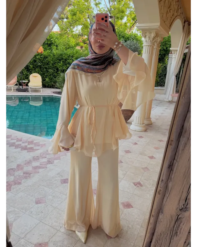Beige  Layered Chiffon Set - بدون حزام