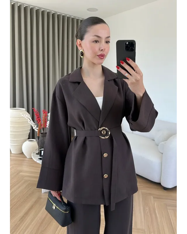 Two-Piece Set with Clip Detail - Brown