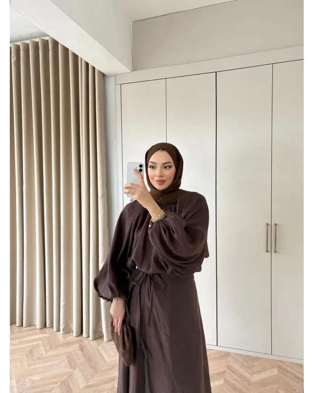 Elegant Eid Statement Skirt Set – Brown