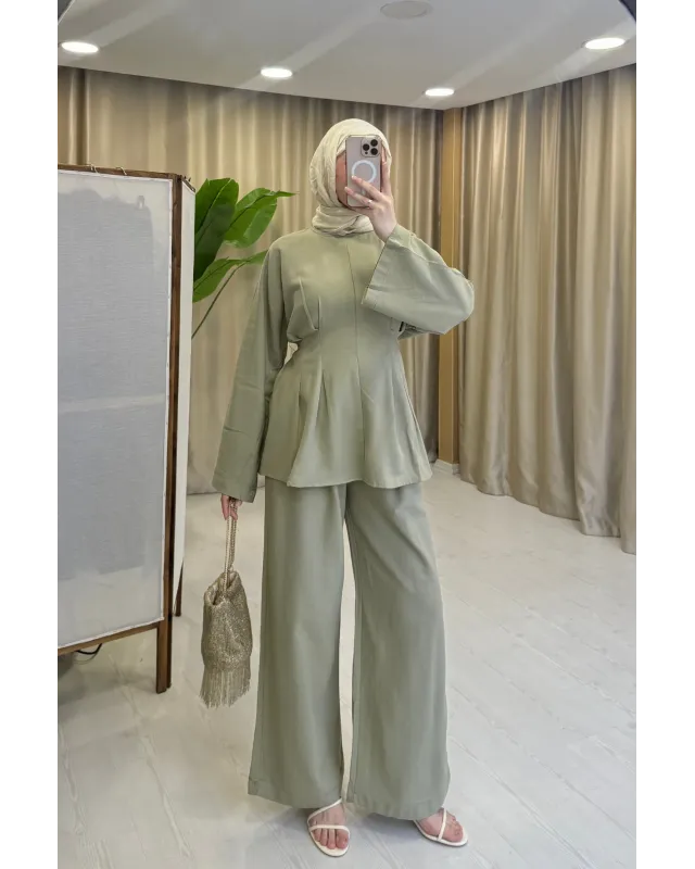 Waist-Detail Pants Set in Linen- Green almond Waist-Detail Pants Set in Linen- Green almond
