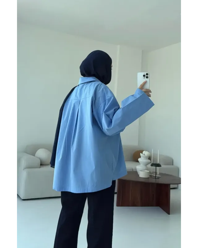 Oversized blue Shirt