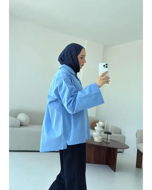 Oversized blue Shirt