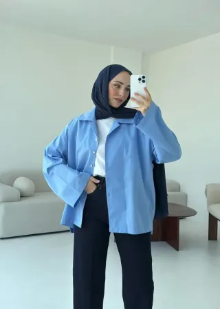 Oversized blue Shirt
