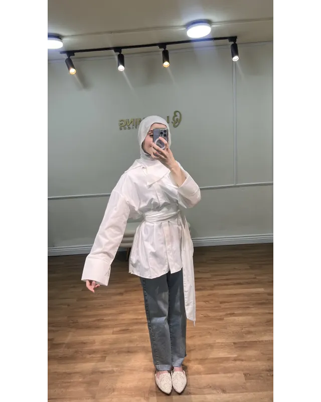 تونيك بوبلين بحزام عريض وأزرار جانبية – أبيض تونيك بوبلين بحزام عريض وأزرار جانبية – أبيض