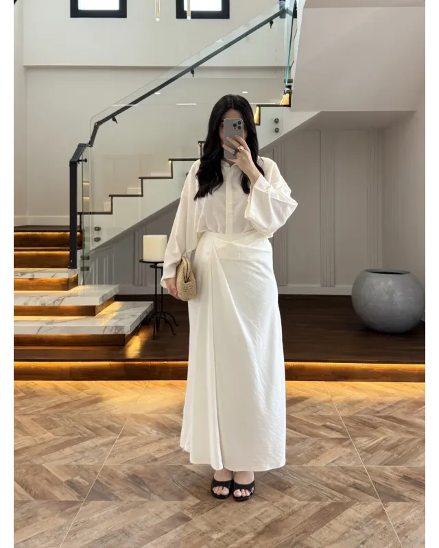 Ivory ZR Model Skirt