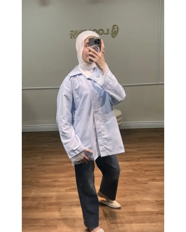 قميص سادة بأكمام مزينة بالدانتيل - ازرق فاتح