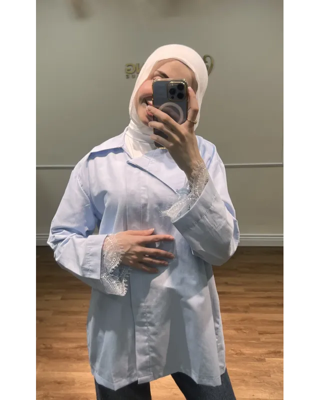 قميص سادة بأكمام مزينة بالدانتيل - ازرق فاتح