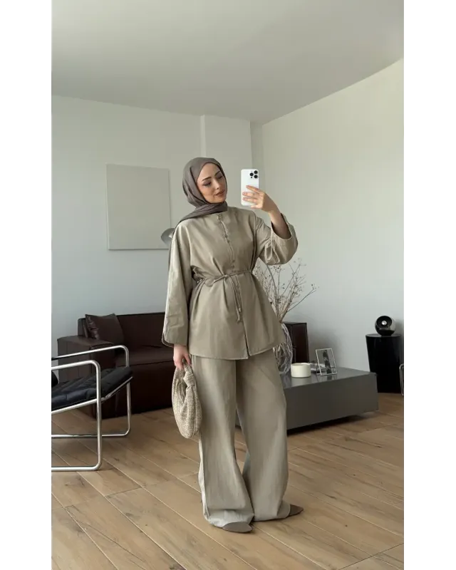 Beige Grey Linen Two-Piece Set Beige Grey Linen Two-Piece Set