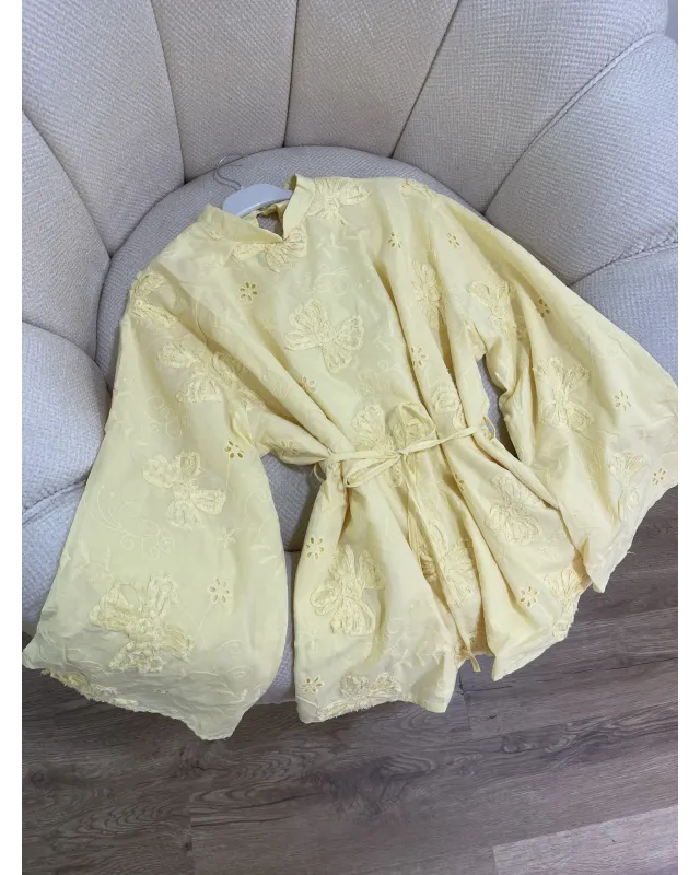 Soft Yellow lace Mandarin Collar Blouse