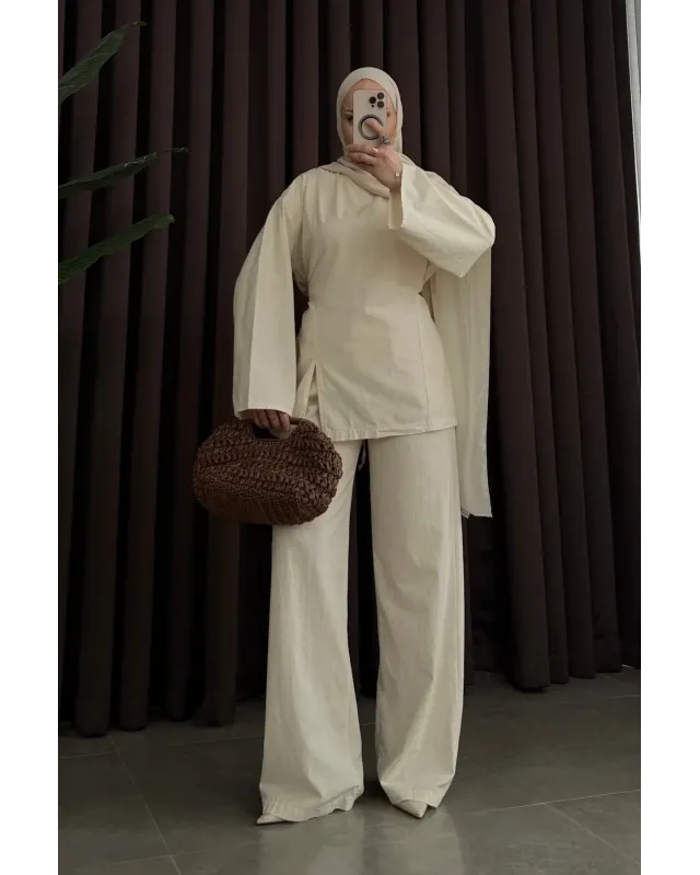 Beige Linen Two-Piece Set with Side Slit Detail