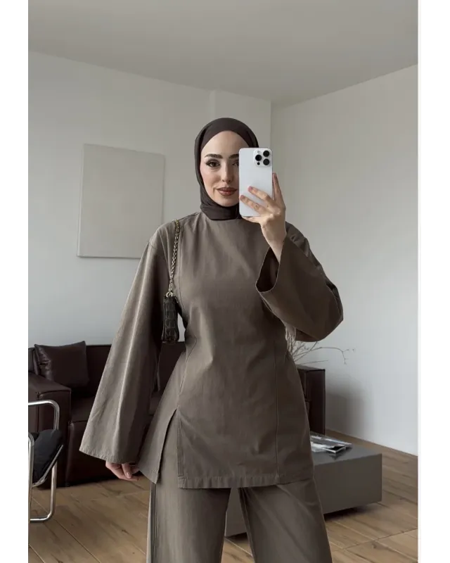 Light Brown Linen Two-Piece Set with Side Slit Detail