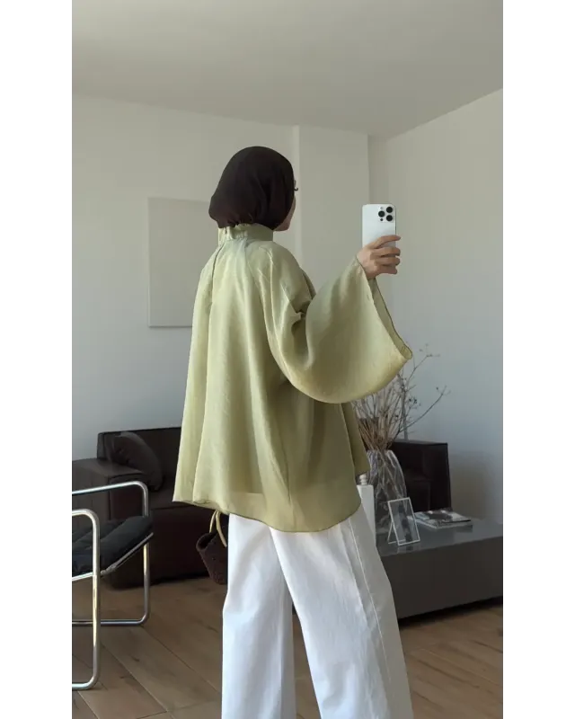 Vintage Wide Sleeve Shirt – Light Green