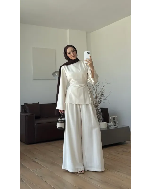 Vera Linen Slit Detail Set – Off White