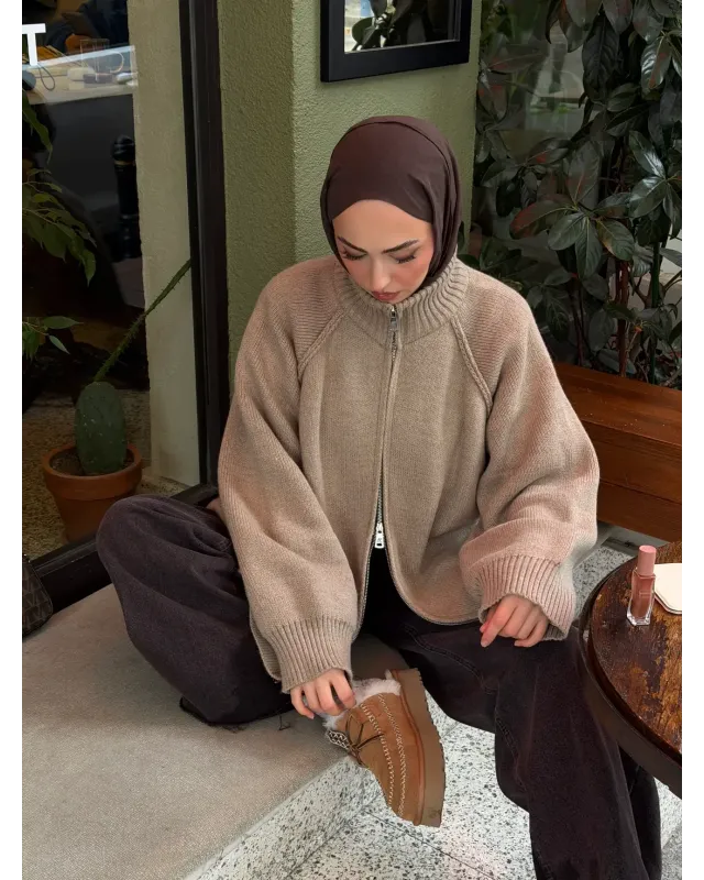 Double-Zip Knit Cardigan – Beige