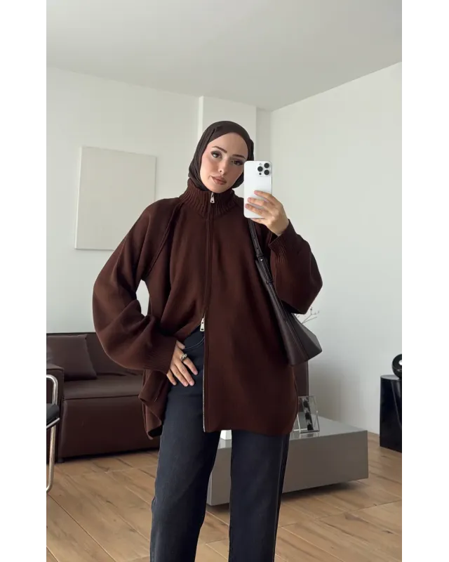 Double-Zip Knit Cardigan –Brown