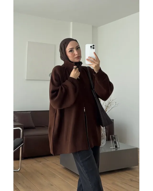 Double-Zip Knit Cardigan –Brown