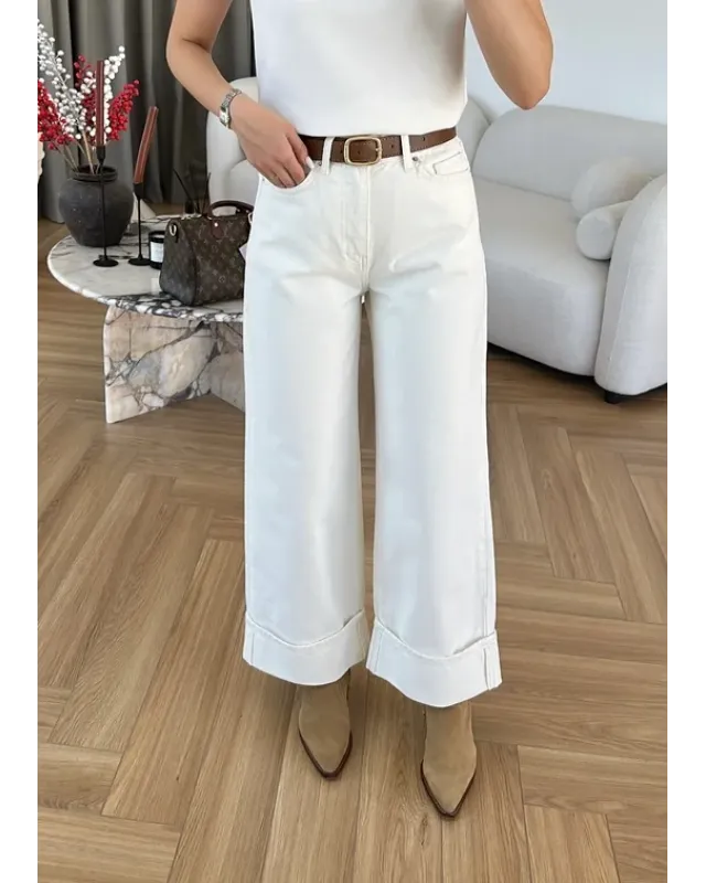 Ecru Cuffed Jeans with Brown Belt
